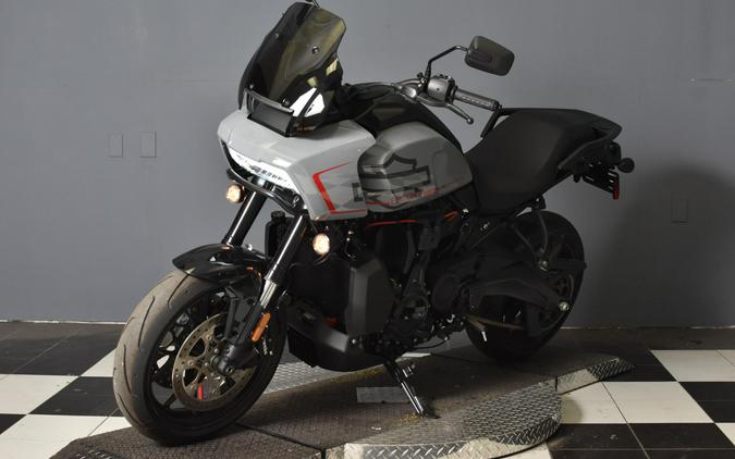 2026 Harley-Davidson Pan America 1250 ST RA1250ST
