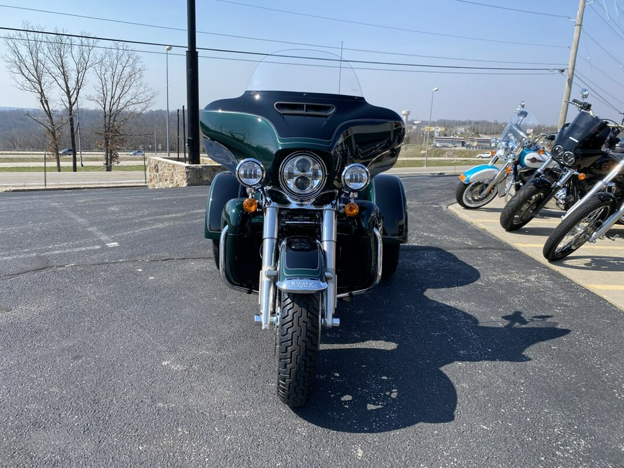 2024 HARLEY-DAVIDSON TRI-GLIDE ULTRA FLHTCUTG