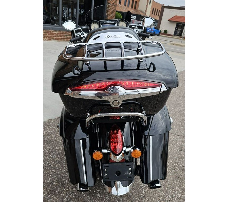 2018 Indian Motorcycle® Roadmaster® ABS Thunder Black