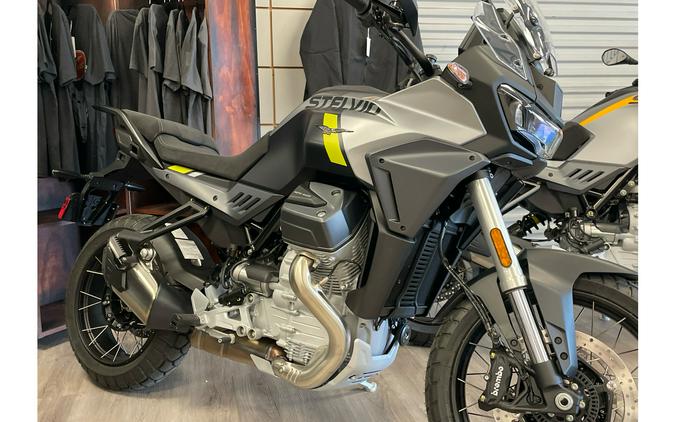 2024 Moto Guzzi Stelvio