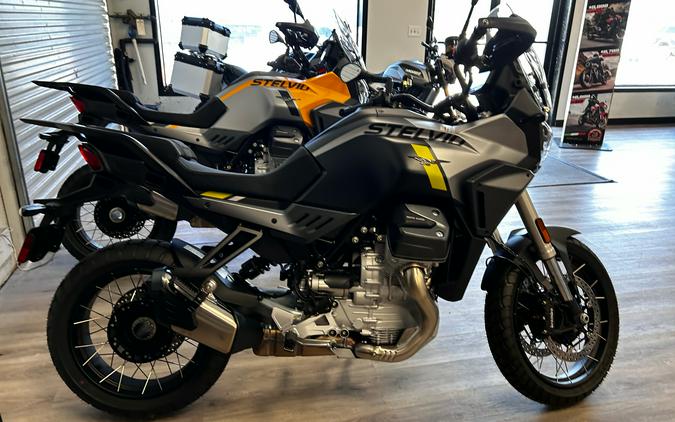 2024 Moto Guzzi Stelvio