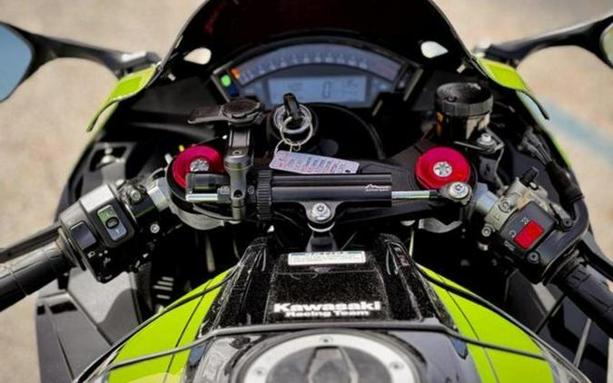 2017 Kawasaki Ninja® ZX™-10R ABS KRT Edition