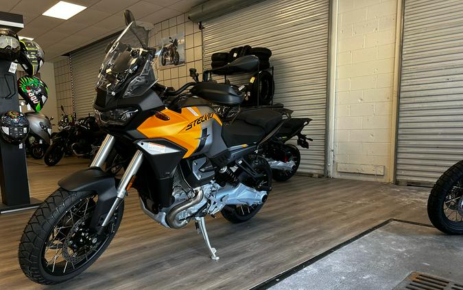 2024 Moto Guzzi Stelvio
