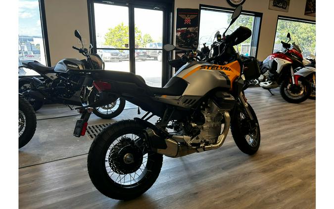 2024 Moto Guzzi Stelvio