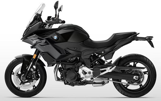 2026 BMW F 900 XR