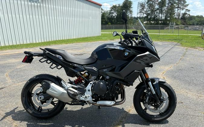 2026 BMW F 900 XR