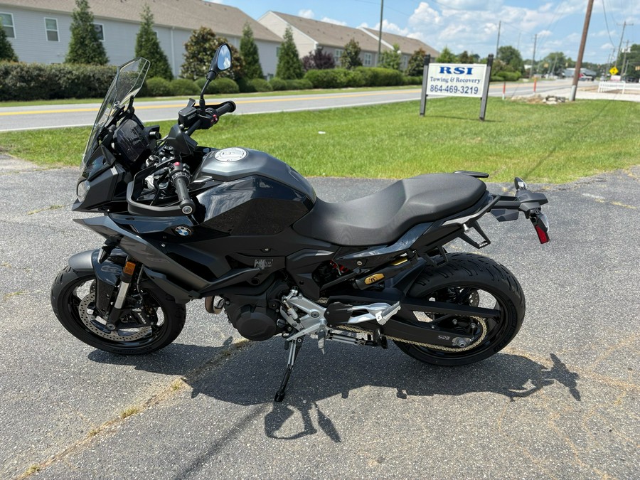 2026 BMW F 900 XR