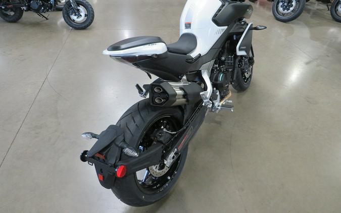 2024 CFMOTO NK 800