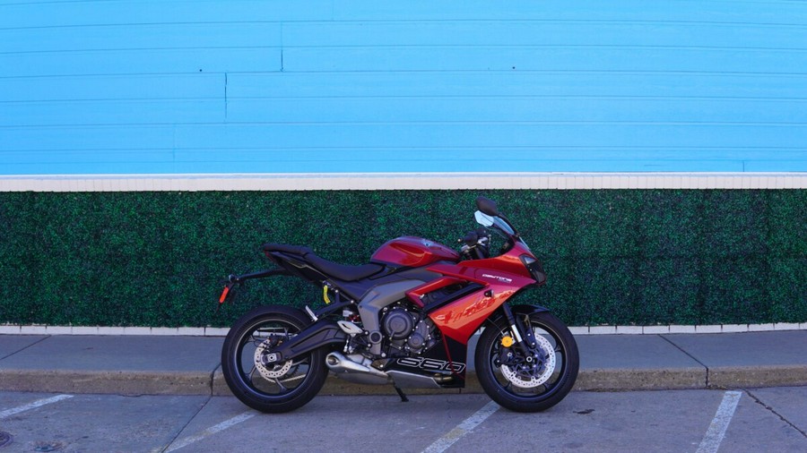 2025 Triumph Daytona 660