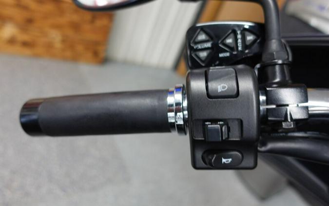 2016 Yamaha V Star 1300 Deluxe