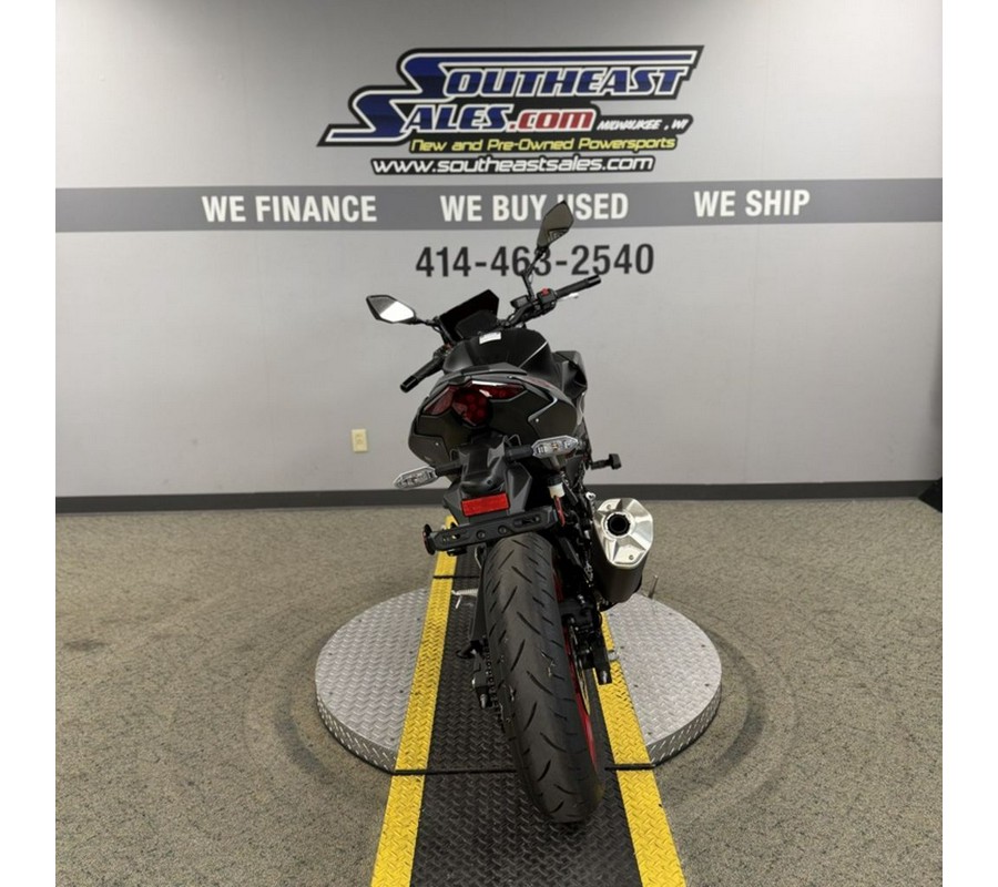 2024 Kawasaki Z500 SE ABS