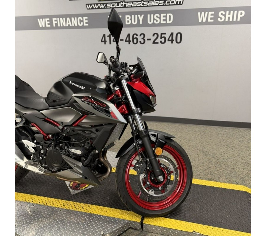 2024 Kawasaki Z500 SE ABS