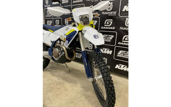 2025 Husqvarna Motorcycles FE 350s