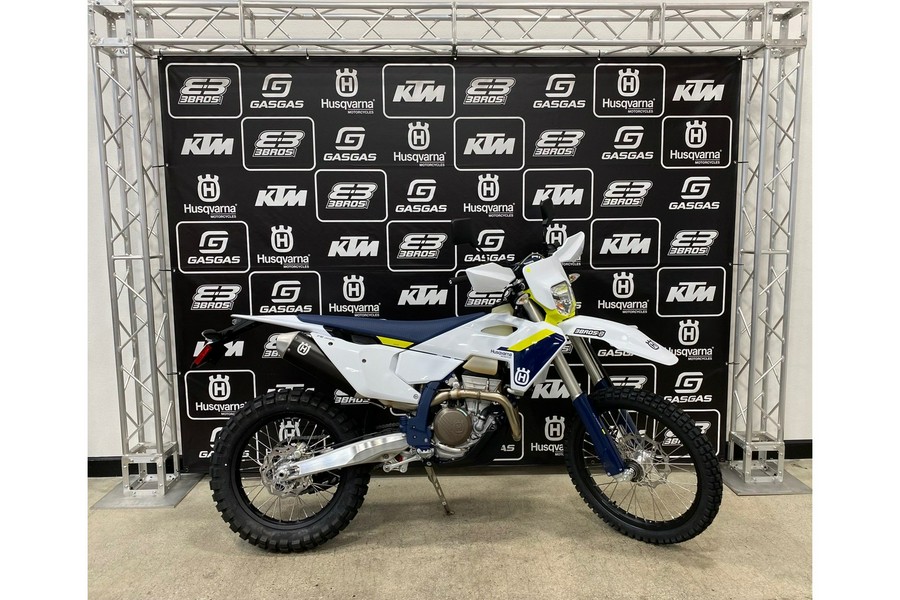 2025 Husqvarna Motorcycles FE 350s