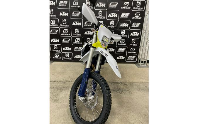 2025 Husqvarna Motorcycles FE 350s