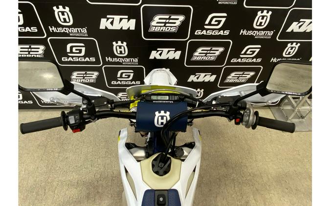 2025 Husqvarna Motorcycles FE 350s