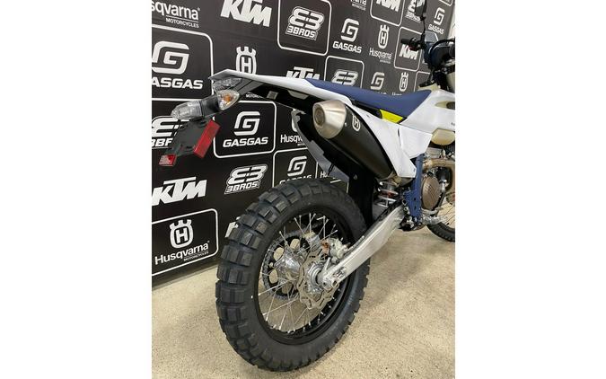 2025 Husqvarna Motorcycles FE 350s