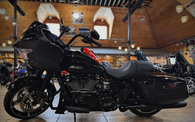 2026 Harley-Davidson® Road Glide® Vivid Black Black Trim