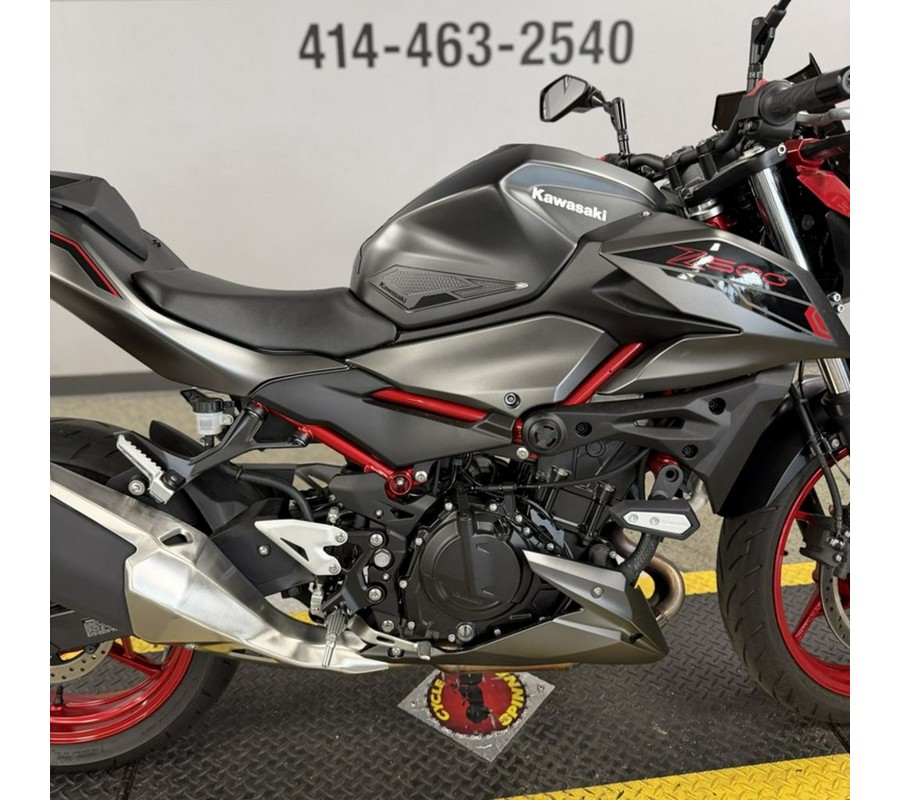 2024 Kawasaki Z500 SE ABS