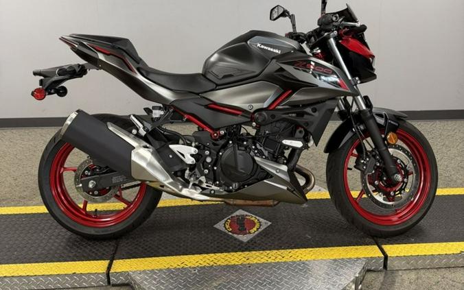2024 Kawasaki Z500 SE ABS