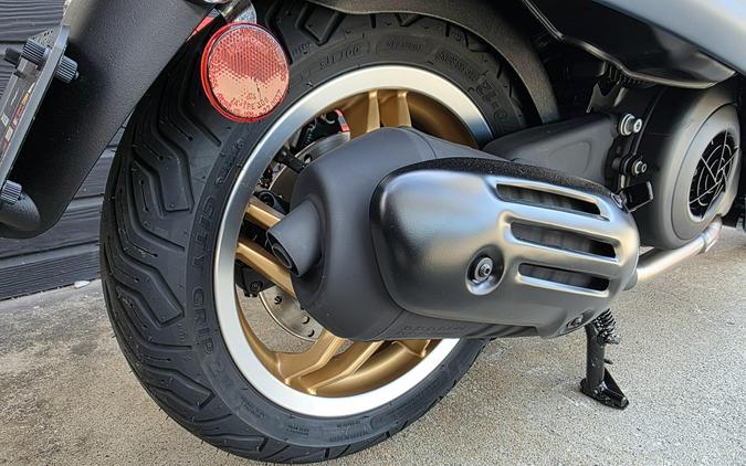 2027 Vespa Primavera 150