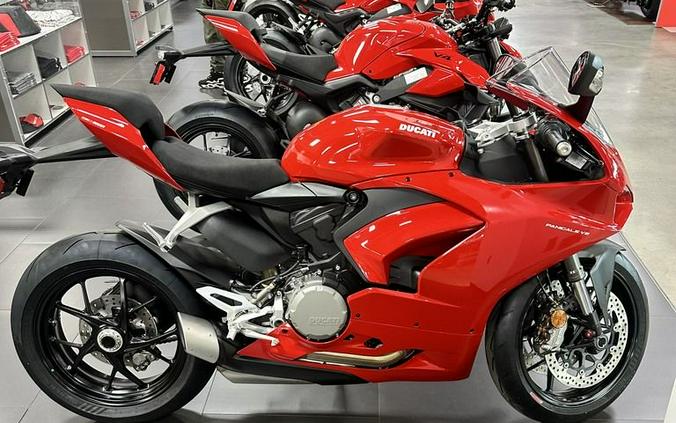 2024 Ducati Panigale V2 Red