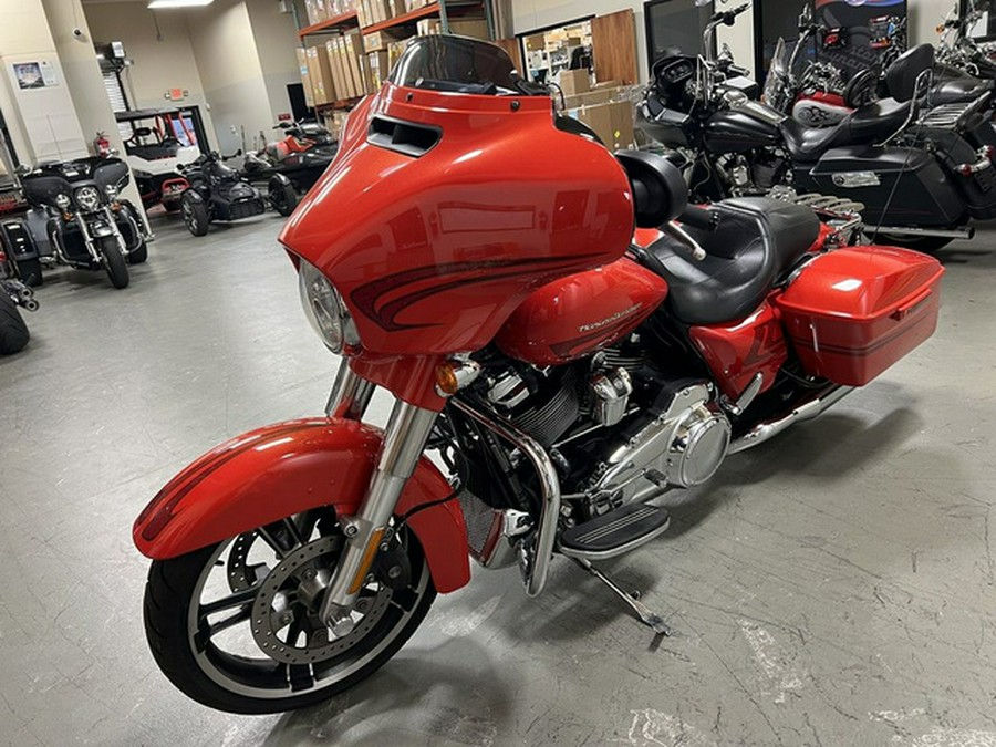 2017 Harley-Davidson FLHXS - Street Glide Special