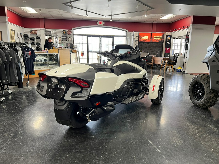 2026 Can-Am Spyder RT