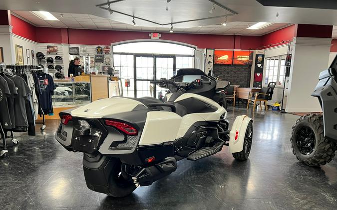 2026 Can-Am Spyder RT