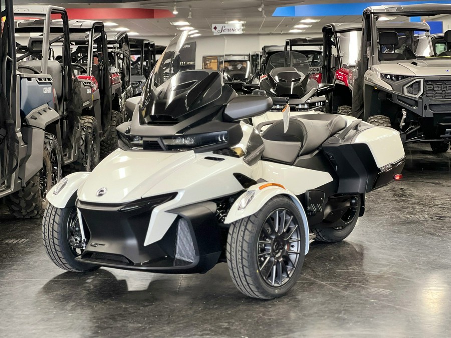 2026 Can-Am Spyder RT