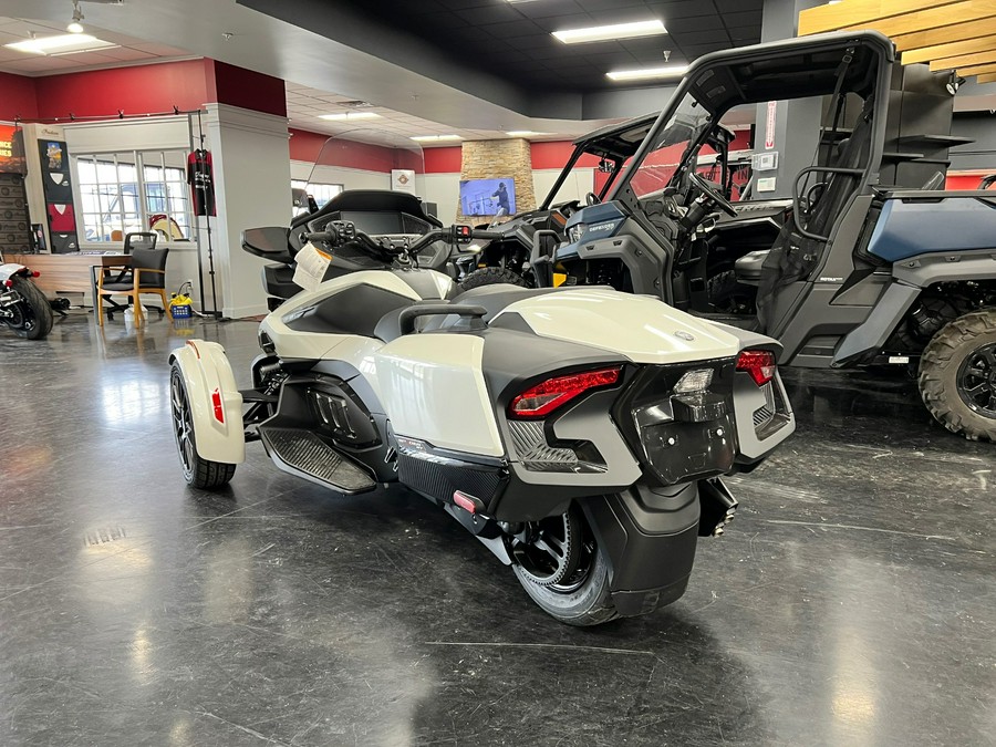 2026 Can-Am Spyder RT