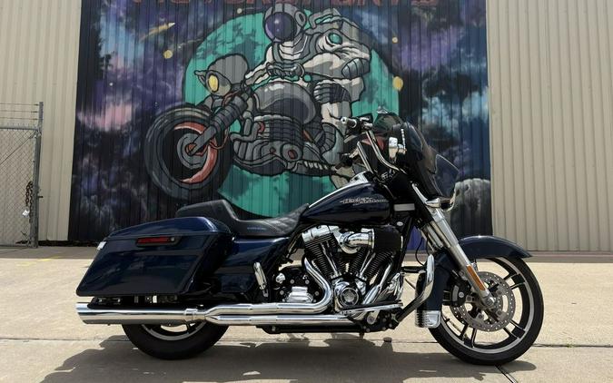 2014 Harley-Davidson® FLHX - Street Glide®
