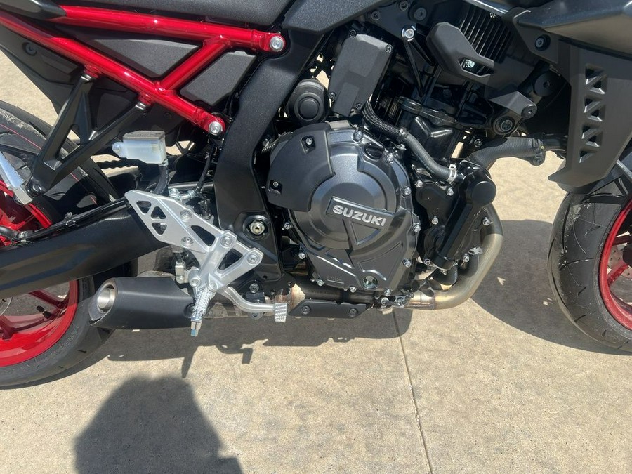2025 Suzuki GSX-8S