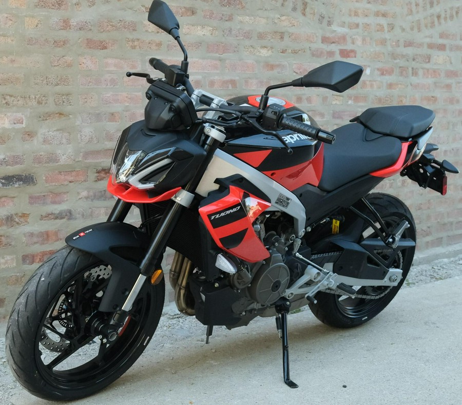 2025 Aprilia Tuono 457