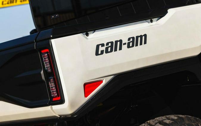 2026 Can-Am Defender MAX Limited HD11