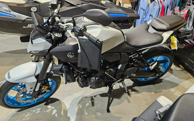 2025 Yamaha MT 07