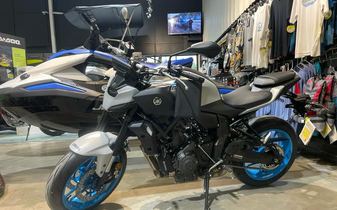 2025 Yamaha MT 07
