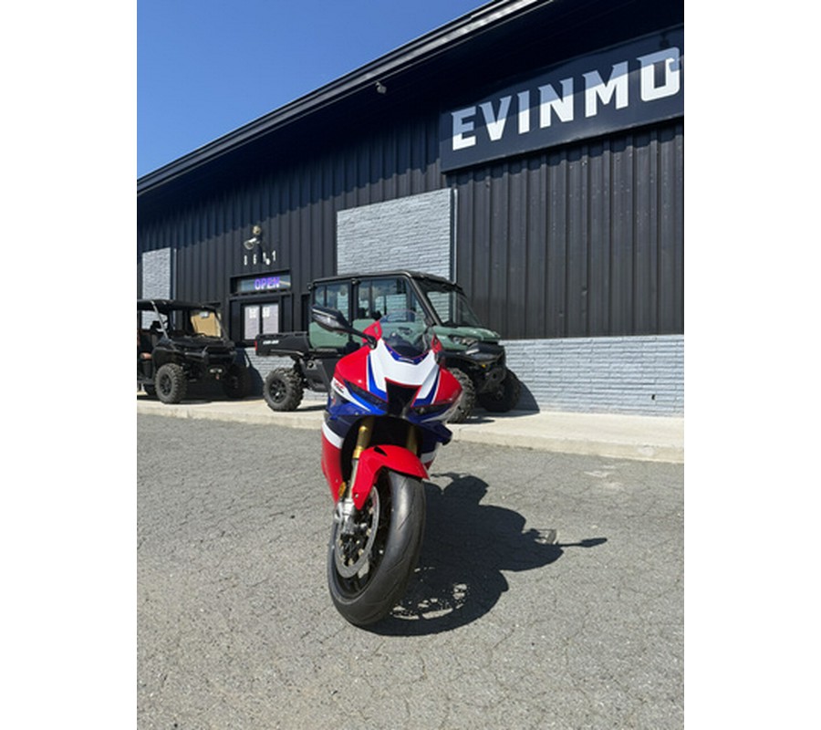 2026 Honda CBR1000RR-R FIREBLADE Fireblade SP