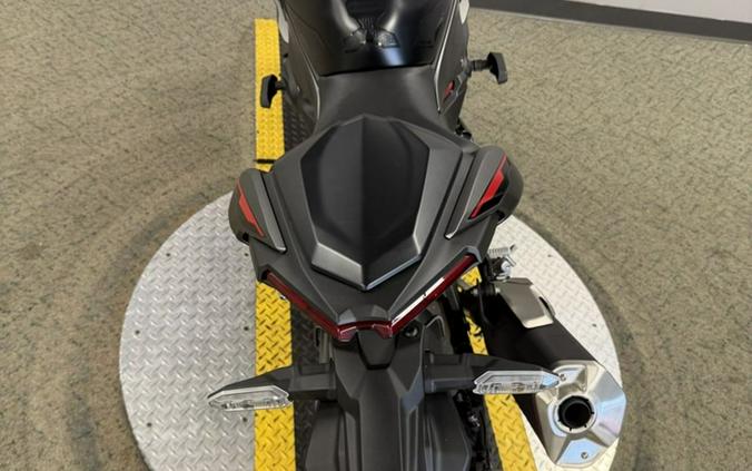 2024 Kawasaki Z500 SE ABS