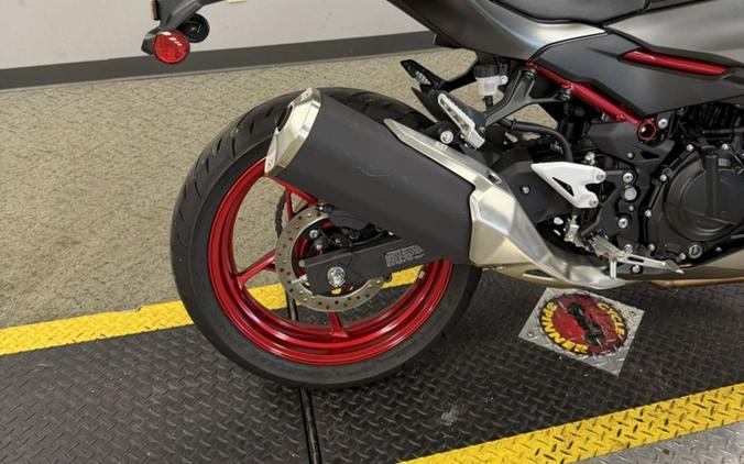 2024 Kawasaki Z500 SE ABS