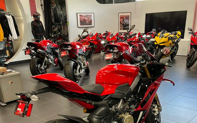 2026 Ducati Panigale V4 S