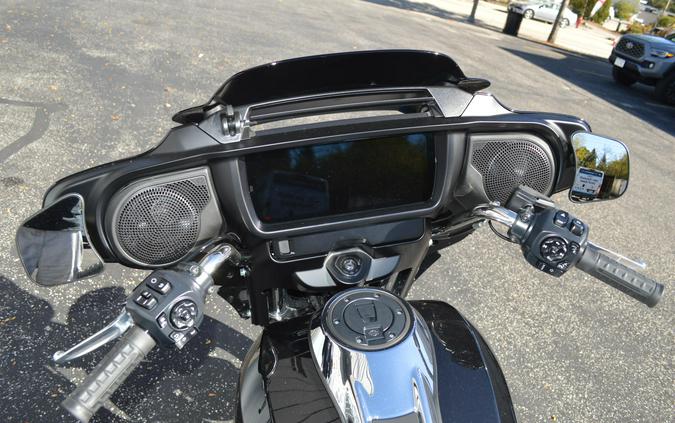 FLHX 2025 Street Glide™