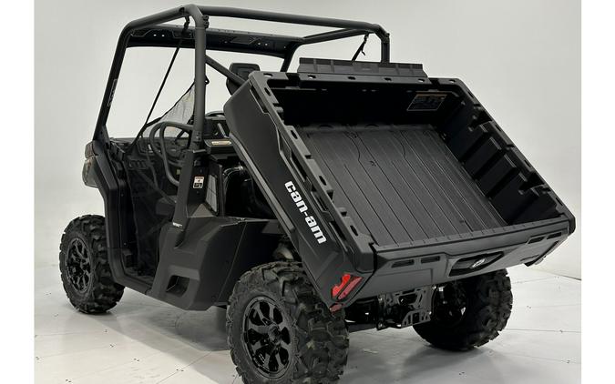 2024 Can-Am Defender DPS HD7