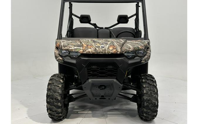 2024 Can-Am Defender DPS HD7