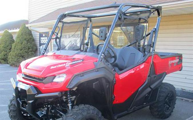 2023 Honda Pioneer 1000 Deluxe