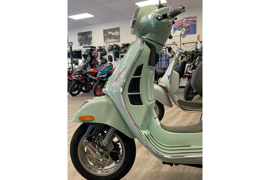 2024 Vespa GTS 300