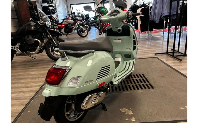 2024 Vespa GTS 300