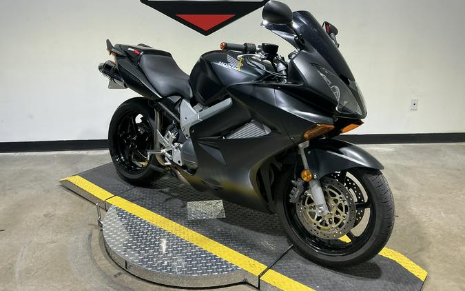 2004 Honda Interceptor