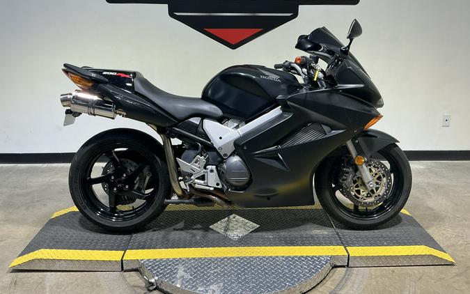 2004 Honda Interceptor