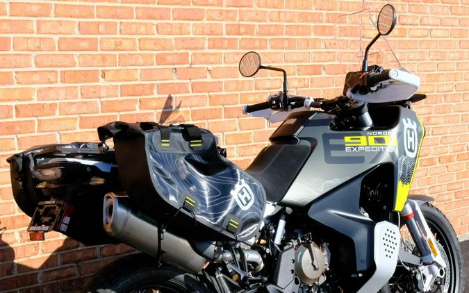 2025 Husqvarna Norden 901 Expedition